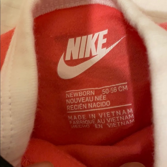 Newborn original Nike bundle of 3 - Picture 6 of 8